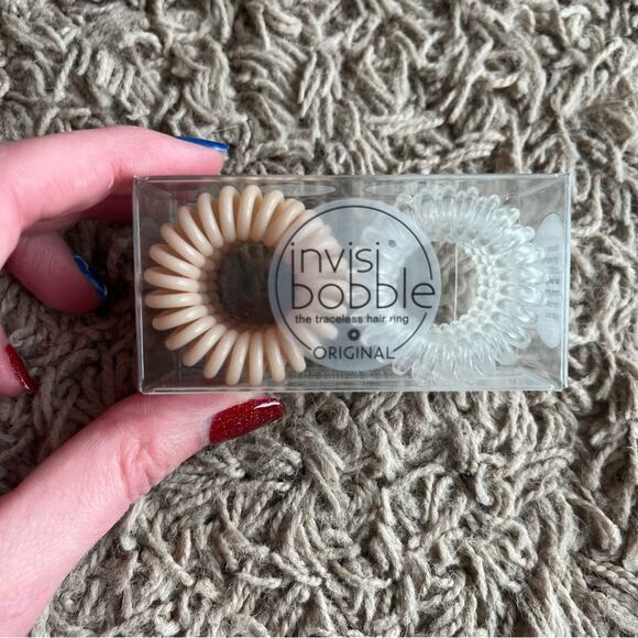 NEW! Haircare Sample Bundle - Picture 3 of 10